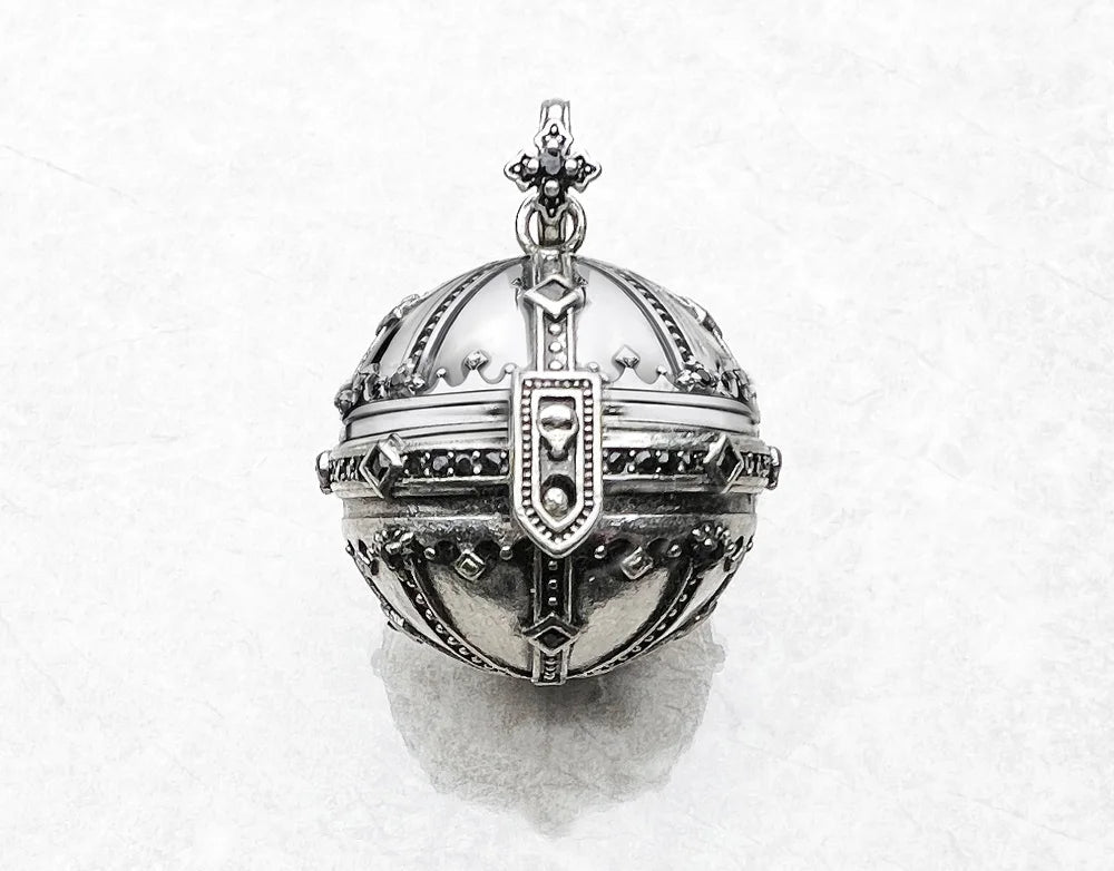 Hidden Pendant Ball