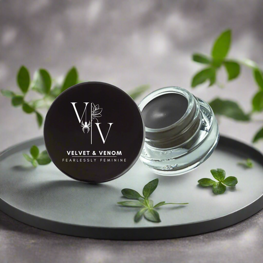 Velvet Needle Liner